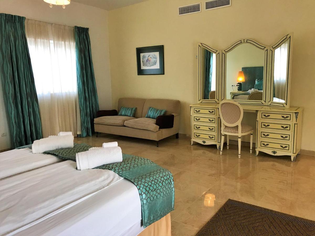 Castillo de Sabinillas Villa Princesa Kristina מראה חיצוני תמונה