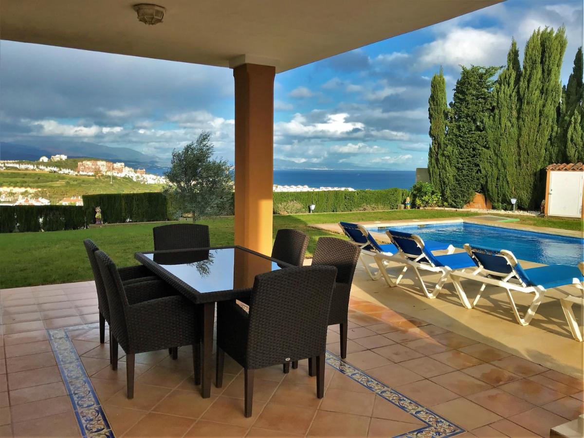 Castillo de Sabinillas Villa Princesa Kristina מראה חיצוני תמונה