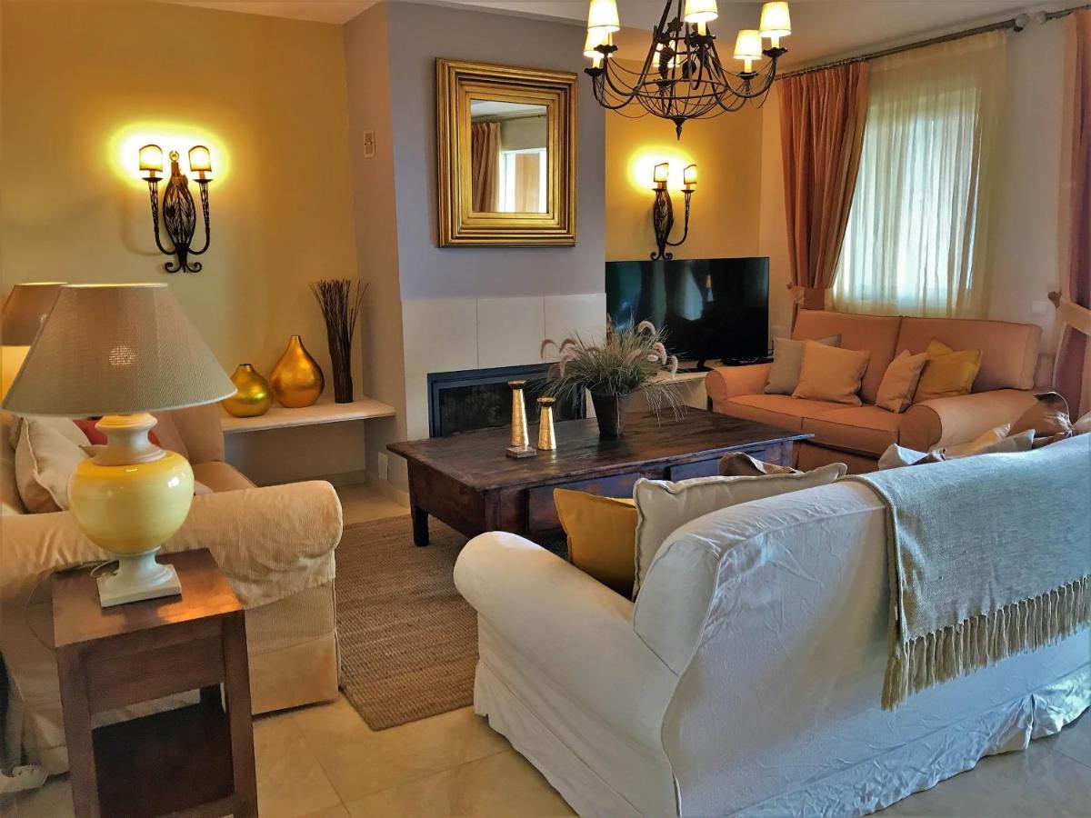 Castillo de Sabinillas Villa Princesa Kristina מראה חיצוני תמונה