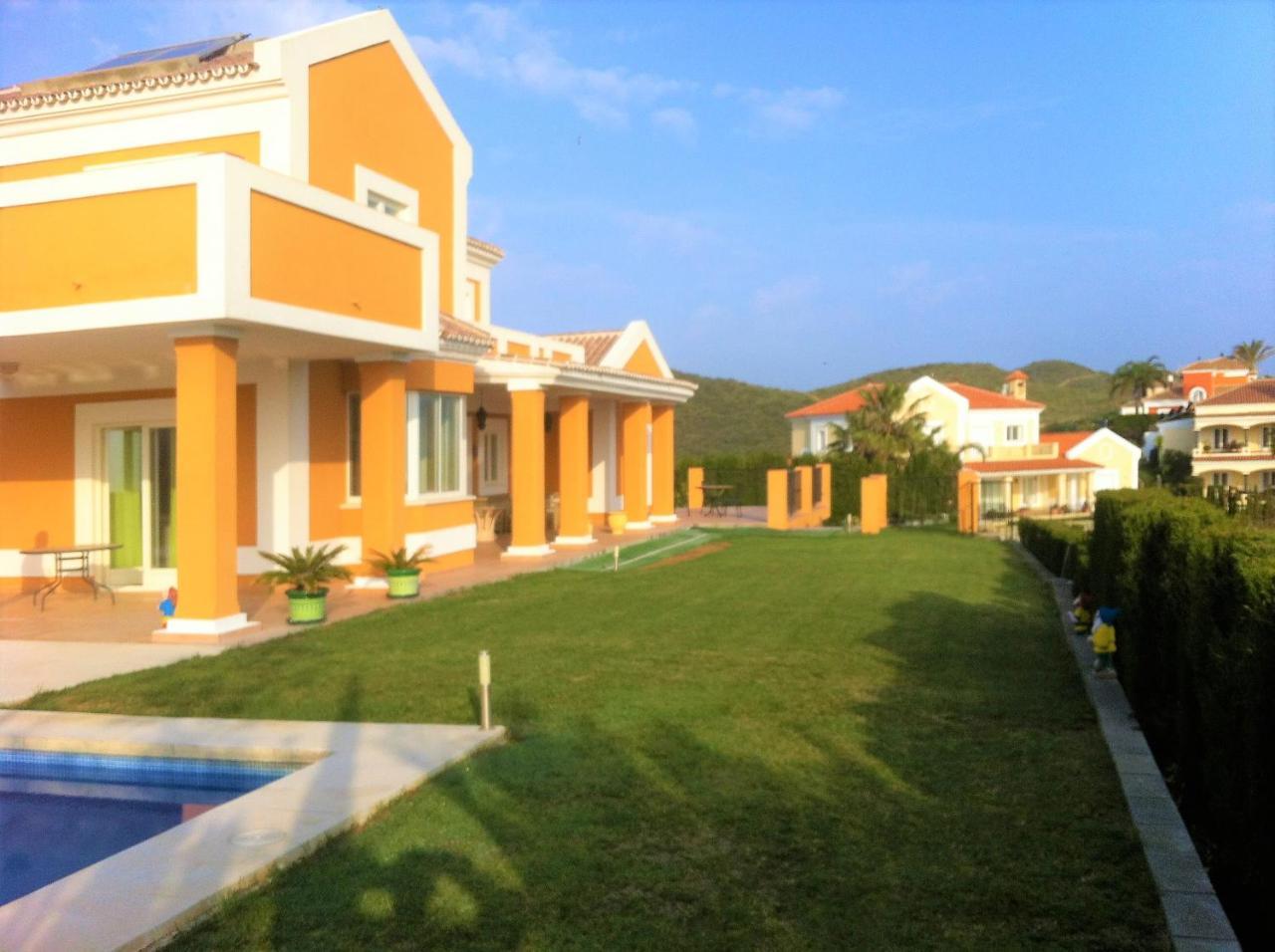 Castillo de Sabinillas Villa Princesa Kristina מראה חיצוני תמונה